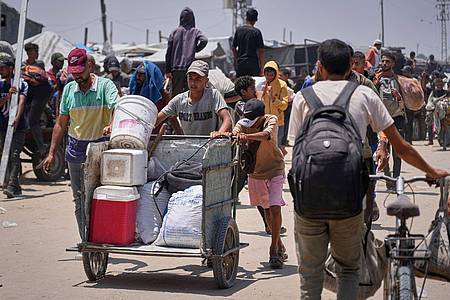 Abdel Kareem Hana/AP/dpa | Türk kritisiert die Lebensmittelverteilung der Gaza Humanitarian Foundation. 