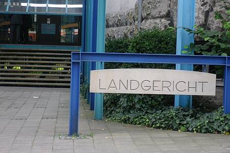 Eingang Landgericht Bielefeld