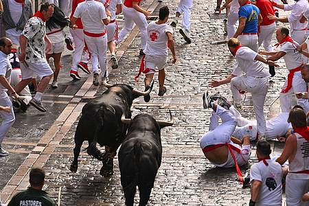 Miguel Oses/AP/dpa | Das Sanfermín-Fest findet bereits seit Ende des 16. Jahrhunderts statt.
