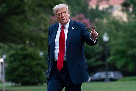 Jose Luis Magana/AP/dpa | Donald Trump will Waffensysteme über die EU an die Ukraine liefern.