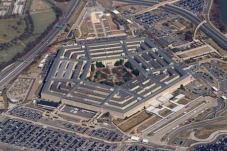Patrick Semansky/AP/dpa | Das Pentagon stoppt laut Medienberichten die Lieferung einiger Waffen an die Ukraine. (Archivbild)