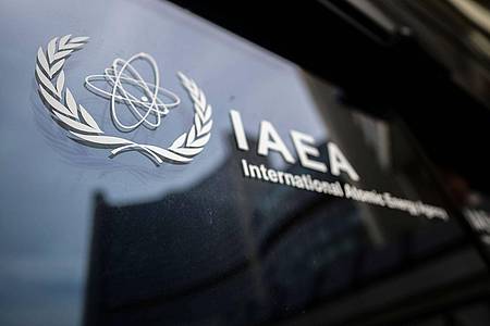 Michael Gruber/AP/dpa | Die IAEA hält die Kontroll-Einsätze ihrer Fachleute für unverzichtbar. (Archivbild)