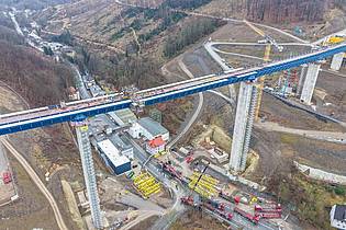 Alex Talash/dpa | Der Verkehr kann wohl eingeschränkt wieder früher rollen als geplant. (Archivbild)