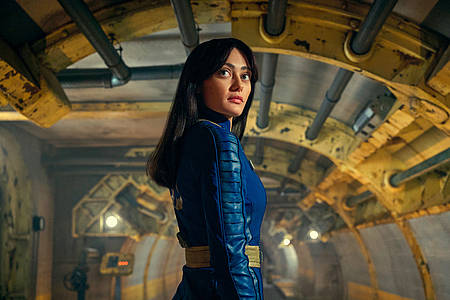 Ella Purnell in der Hauptrolle der Vault-Bewohnerin Lucy