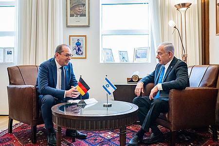 Jens Oellermann/BMI/dpa | Innenminister Dobrindt stellt sich hinter die Angriffe Israels auf die iranischen Atomanlagen