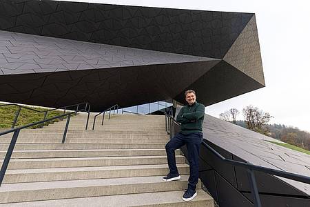 Expa/Johann Groder/APA/dpa | Jonas Kaufmann vor dem Festspielhaus in Erl. (Archivbild)
