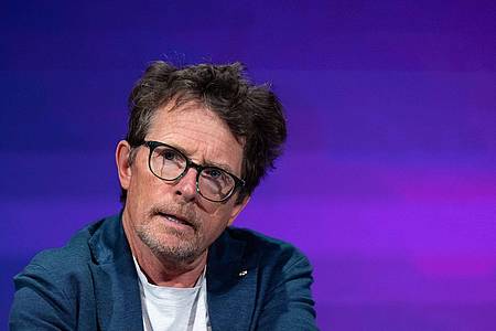 Sven Hoppe/dpa | Michael J. Fox (heute 64) wurde durch die Rolle des Marty McFly in «Zurück in die Zukunft» vor 40 Jahren zum Weltstar. (Archivbild)