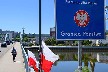 Patrick Pleul/dpa | Ab Montag will Polen auch an diesem Grenzübergang Einreisende aus Deutschland kontrollieren. (Archivbild) 