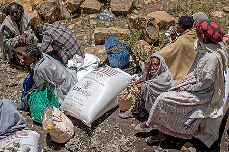 Ben Curtis/AP/dpa | Die Auflösung der US-Entwicklungsbehörde USAID hat die Situation in Tigray nach Krieg und Dürre noch weiter verschärft. (Archivfoto)