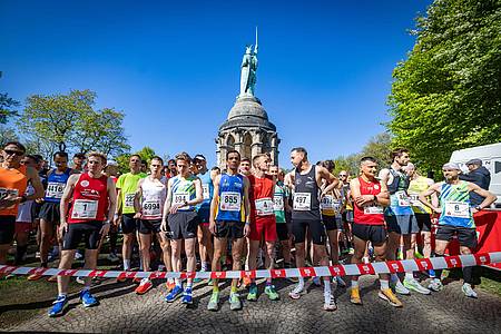 Startlinie des 53. Hermannslauf 2025