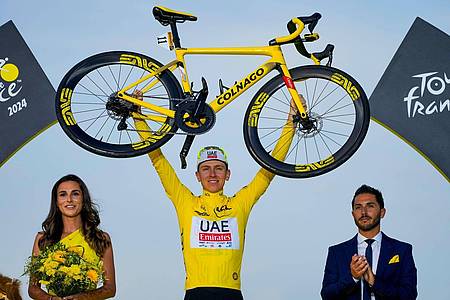 Jerome Delay/AP/dpa | Holt Tadej Pogacar dieses Jahr seinen vierten Tour-Sieg?