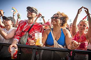 Moritz Frankenberg/dpa | Beim Hurricane Festival feiern Tausende Fans.
