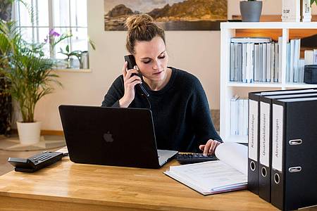 Benjamin Nolte/dpa-tmn | Einzel- oder Zusammenveranlagung? Gute Steuerprogramme berechnen automatisch was sich am ehesten lohnt.