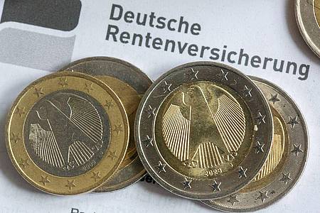 Fernando Gutierrez-Juarez/dpa | Für die Rentnerinnen und Rentner gibt es höhere Bezüge. (Archivbild)