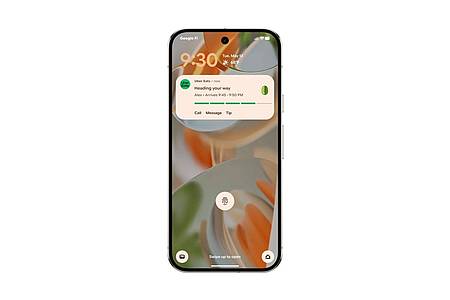 Google LLC/dpa-tmn | Wo bleibt die Pizza? Wann kommt der Fahrdienst? - Für solche Infos gibt es in Android extra einen neuen Bereich namens Live-Updates.
