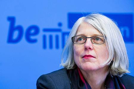 Inga Kjer/dpa | Sonderermittlerin Sudhof kann zum Vorgehen des damaligen Gesundheitsministers Spahn bei der Maskenbeschaffung im Haushaltsausschuss aussagen. (Archivbild)