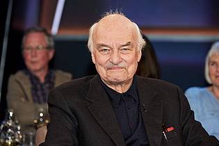 Georg Wendt/dpa | Mit 90 blickt Charles Brauer auf eine sehr lange und erfüllte Karriere zurück. 