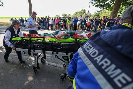 Matthieu Botte/MAXPPP/dpa | In Jasper Philipsen schied der beste Sprinter verletzt aus.