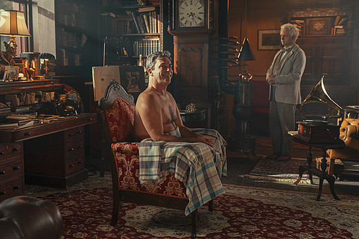 Szene aus Good Omens 2