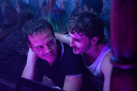 Andrew Scott und Paul Mescal in den Hauptrollen des Films All of Us Strangers