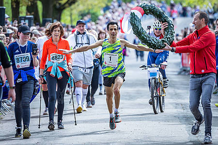 Zieleinlauf des 52. Hermannslaufs