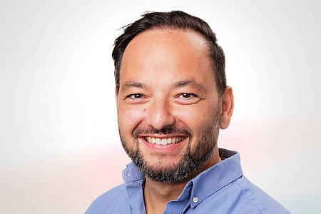 Sascha Akaloo